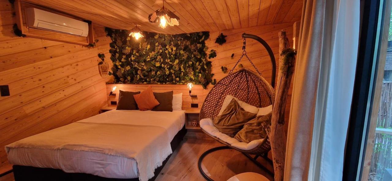 Utopia Village - Art & Nature Lodges Mons Exterior foto