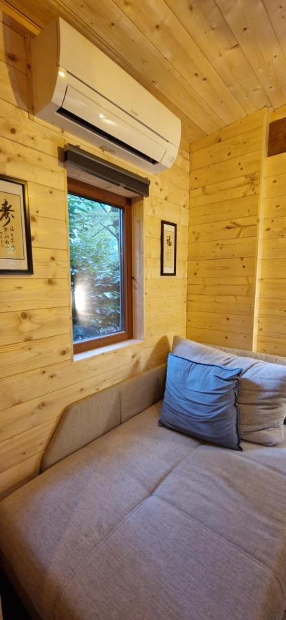 Utopia Village - Art & Nature Lodges Mons Exterior foto